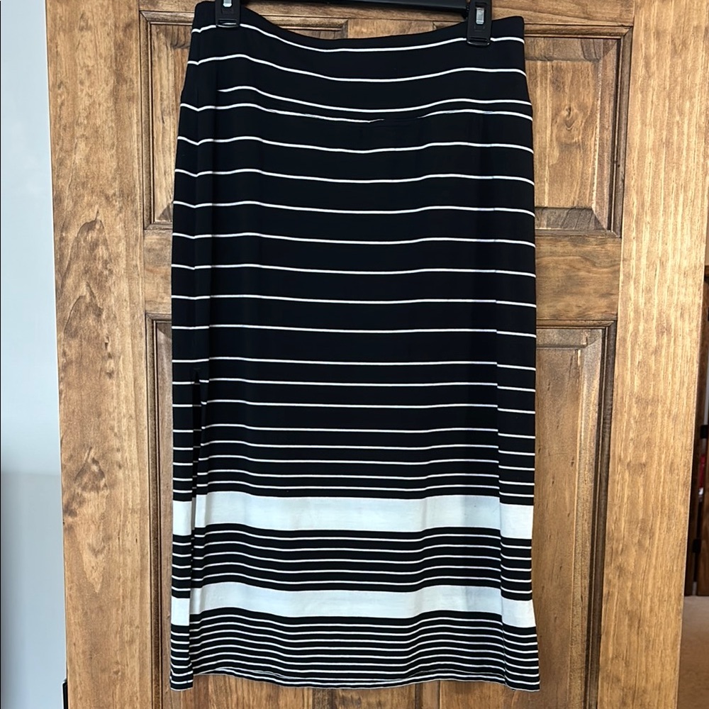 Athleta Black & White Horizontal Stripe Maxi Skirt
